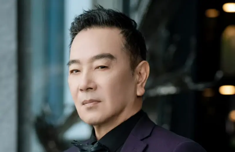 69歲張晨光消失20年！直播帶貨、演短劇被封「爺圈天花板」近況曝