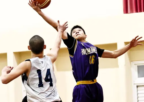 籃球／台中崇倫小球員首次搭飛機出賽超興奮！隊長黃奕維大開外掛
