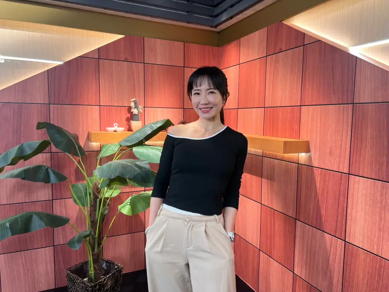 謝忻厭食症連喝水都吐！3週暴瘦6公斤　查不出原因：怕死在房間裡