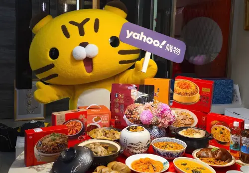 ▲Yahoo購物年度熱銷年菜，由老協珍、紅豆食府和呷七碗拿下年菜組合Top3，單品菜則由佛跳牆穩坐團圓飯桌「硬菜之王」。（圖／Yahoo購物提供）