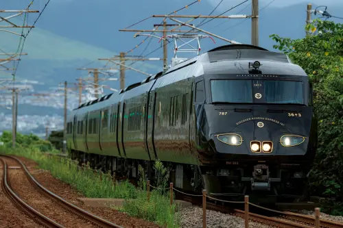 ▲可樂旅遊今年獨家包裝九州高級觀光列車「36+3列車」。（圖／可樂旅遊colatour.com.tw）