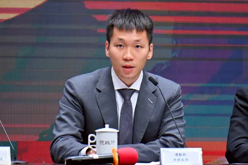 ▲運動幣前身是青春動滋券，關於外界「領券率」太低的質疑，李洋也在行政院院會上做出回應。（圖／行政院提供）