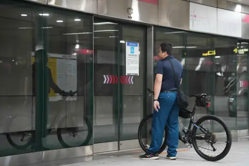 高雄捷運2月新制！攜腳踏車收費調漲　這「7個車站」不開放進出
