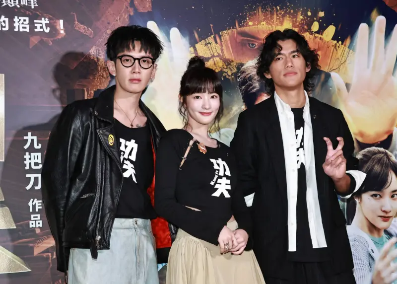 柯震東「成為蕭亞軒」吐真實心聲！《功夫》又全裸　成破億幸運符