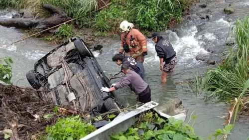 天人永隔！新北貢寮兄弟失控翻車「直墜5米深河床」弟弟送醫不治
