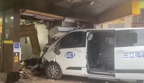 三立採訪車開撞釀10傷！電視台286字聲明道歉：全力協助醫療照護

