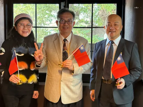 ▲許景琦醫師此次前往里昂，還在亞太呼吸睡眠整合協會秘書長蔡志誠召集下，組成台灣醫療界團體前往。（圖／記者金武鳳攝，2026.1.23)