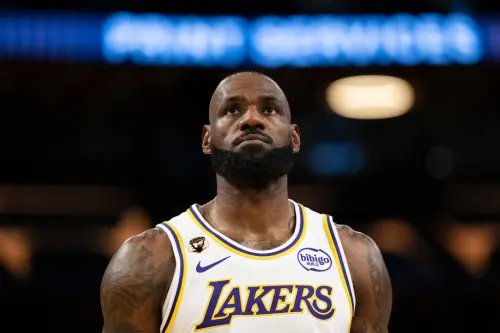 NBA／湖人早變唐西奇球隊！名記爆詹皇關係不融洽　僅剩利益交換
