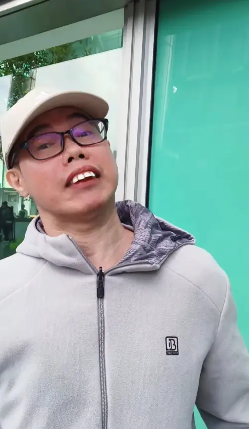 ▲鄧佳華（如圖）抓著台北101樑柱跳呀跳，結果根本沒進展，荒謬畫面令人看傻。（圖／翻攝自鄧佳華IG＠dengjiahua0604）