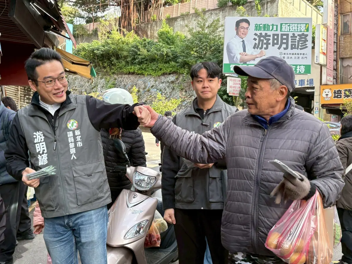 ▲黃國昌60歲以上支持度慘不忍睹？游明諺揭真相：演得不認真。（圖／游明諺臉書）