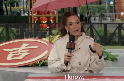 ▲Netflix特派主播Elle Duncan（如圖）和觀眾分享，雨天如果硬要攀爬101，會是很危險的事情。（圖／翻攝自Netflix Sport@X）