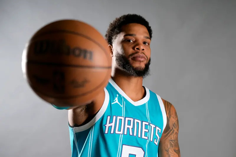 ▲根據《The Athletic》記者阿米克（Sam Amick）24日報導，勇士隊已將補強目光鎖定在夏洛特黃蜂隊的側翼大將布里吉斯（Miles Bridges）。（圖／美聯社／達志影像）