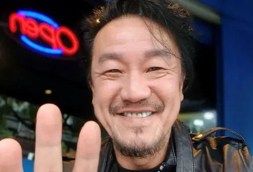 陳為民醫美對比照曝光！打馬賽克也沒用　粉絲笑：化成灰都認得
