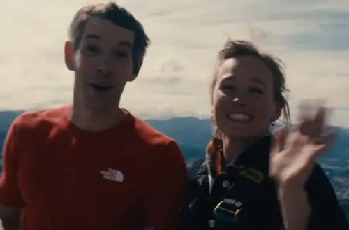 霍諾德爬完101垂吊下樓！比阿湯哥還狂　見到老婆第1反應超可愛
