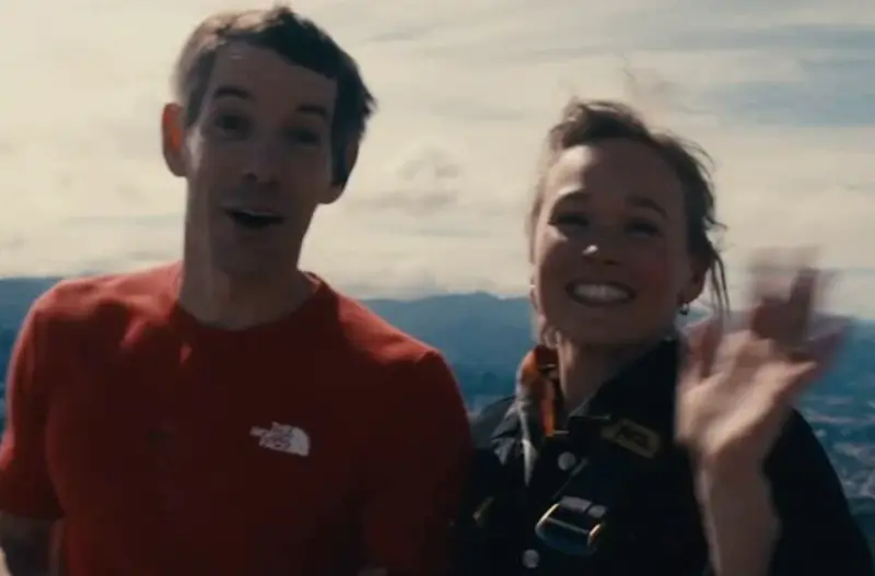 霍諾德爬完101垂吊下樓!比阿湯哥還狂 見到老婆第1反應超可愛