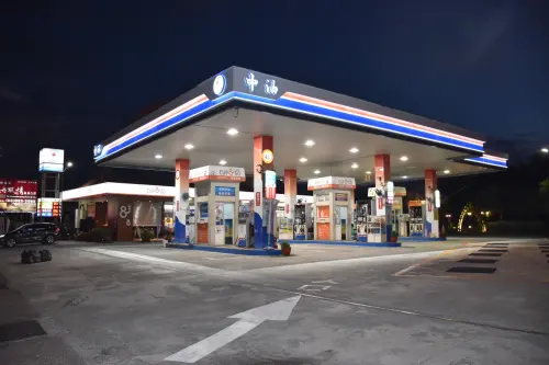 ▲中油強調所有站點油品一致，並透過定期抽驗與清潔維持品質，消費者可安心加油。（圖／中油提供）