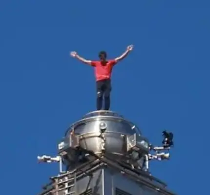 霍諾德攻頂台北101！91分鐘全紀錄