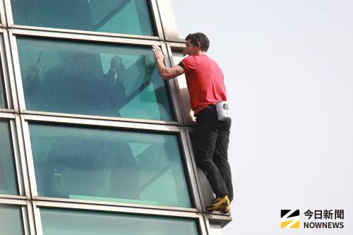 卓榮泰稱「台灣」101　凌濤酸：裝瘋賣傻卡位台北市長候選人
