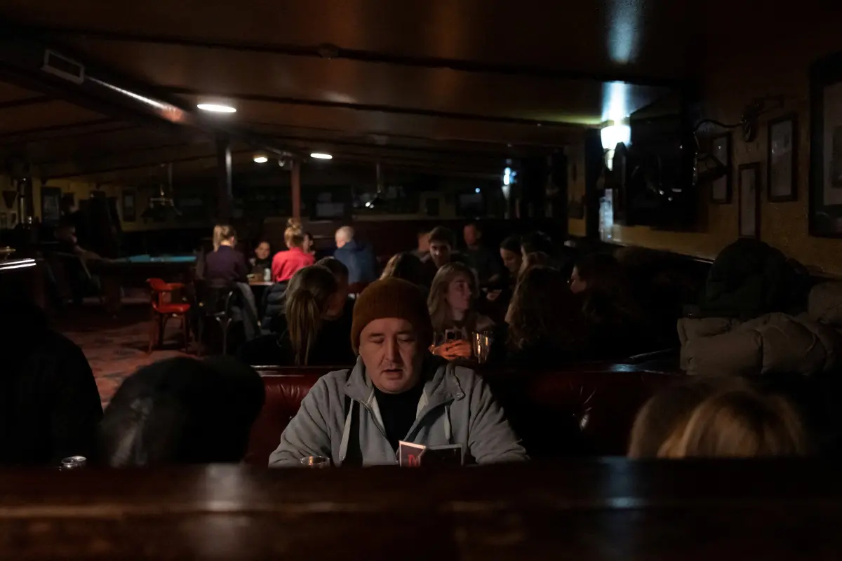 ▲格陵蘭首都努克（Nuuk）於24日晚間發生大規模停電，影響範圍涵蓋整個城市。（圖／路透社／達志影像）