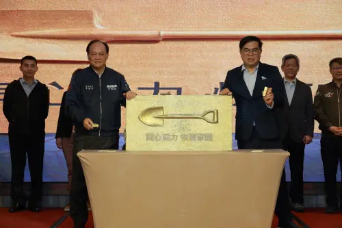 「鏟子超人」清馬太鞍溪42萬公噸淤泥、廢棄物　政府感謝120團體
