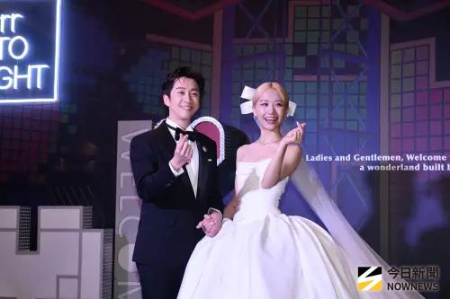 ▲陳漢典（左）、LULU（右）主持《綜藝大熱門》12年，日久生情擦出愛的火花（圖／記者林柏年攝影）