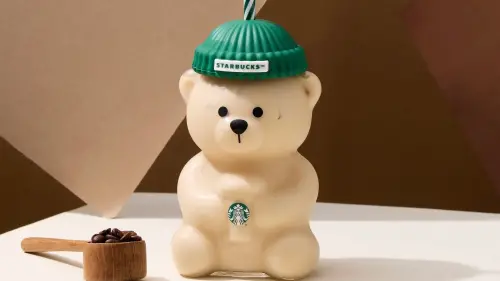 星巴克買一送一！美式57元　全球爆紅「熊熊玻璃杯」1/28台灣開賣
