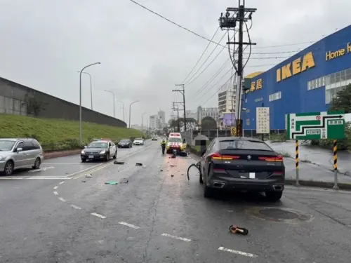 影／新莊騎士遭BMW撞飛「空中翻一圈」重摔倒地亡！驚悚瞬間被拍
