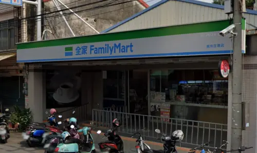 ▲全家南州庄頭店開出一張特獎200萬元發票，幸運得主花不到300元，就將200萬大獎抱回家。（圖／Google地圖）