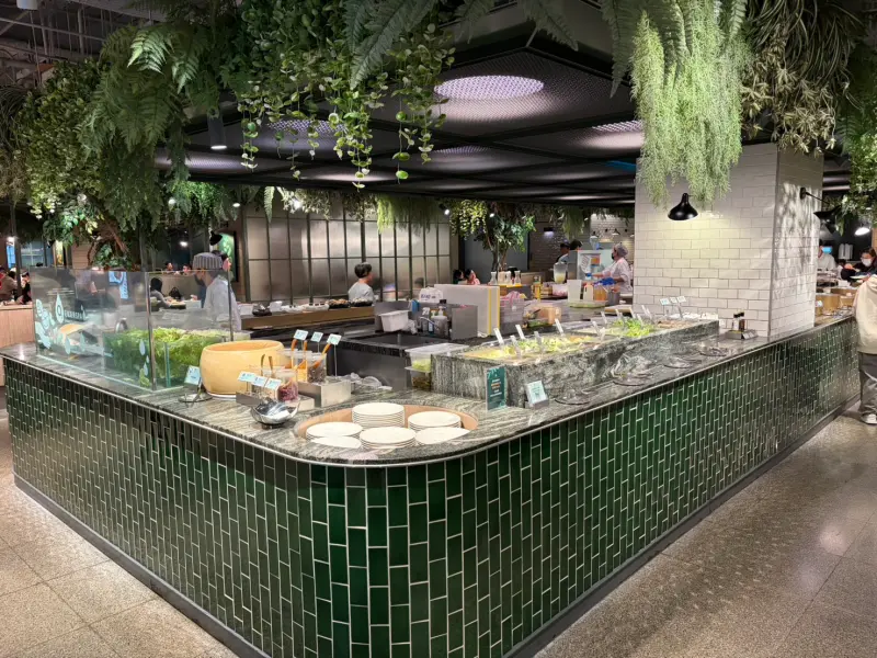 ▲現在吃一頓buffet上千元都已經是基本款，連過往CP值最高的「饗食天堂」多個餐期都已經破千元，然而你聽過「果然匯」這間buffet嗎？（圖/記者張嘉哲攝）