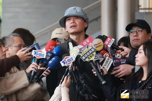 ▲黃鐙輝（如圖）想起曹西平生前暖舉，更替他辦了人生第一場演唱會。（圖／記者葉政勳攝影）