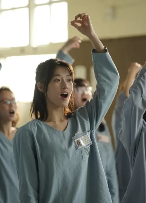 ▲何曼希在《陽光女子合唱團》扮演因殺人而入獄的叛逆少女，演技表現讓觀眾印象深刻，大獲好評。（圖／摘自 IG@man_xi.ho）