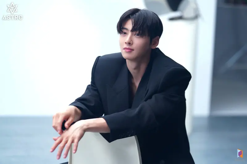 ▲車銀優逃稅200億韓元（約新台幣4.7億元），他已經發文認錯道歉，公司Fantagio稍早二度發聲明，雙方會配合任何調查、接受一切判決結果。（圖／Facebook@fantagio group）