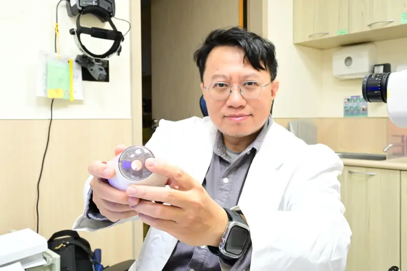 ▲醫師提醒「短片視覺症候群」對於視力健康影響越來越大(圖／醫院提供2026.1.27)