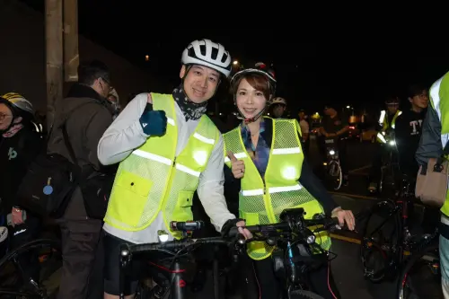 斷言「2026民眾黨消失」！他毒舌評：許甫砲灰、陳智菡花瓶
