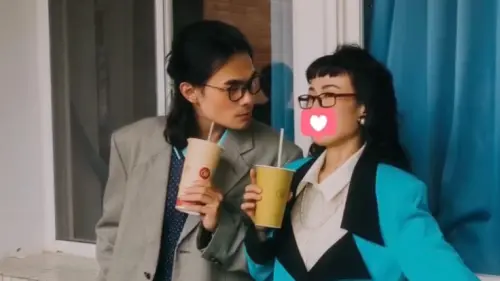 ▲百萬YTR DK（左）的老婆Di掃（右）健檢發現腫瘤，恐為惡性。（圖／翻攝自DK IG@mystery_case_life）