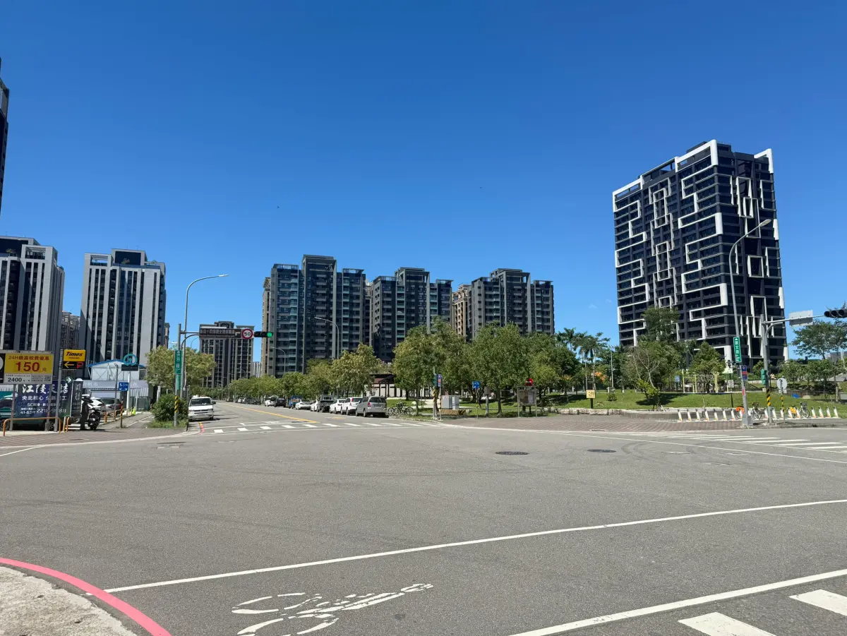 ▲央北重劃區中古屋均價破8字頭，緊追新北市行政與交通核心的新板特區。（圖／信義房屋提供）