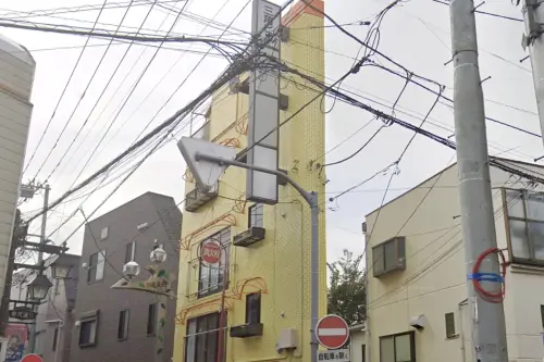 最窄僅60公分！東京「紙片屋」開箱影片1400萬人瘋看：廁所在門外
