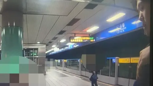 ▲67歲王姓男子硬逼22歲潘姓男子讓座，甚至辱罵：「台灣教育很失敗。」（圖／翻攝畫面）