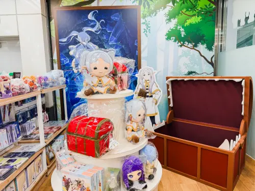 ▲木棉花樂園-高雄一番街門市店內除了IP周邊，也設置主題專區。（圖／木棉花提供）