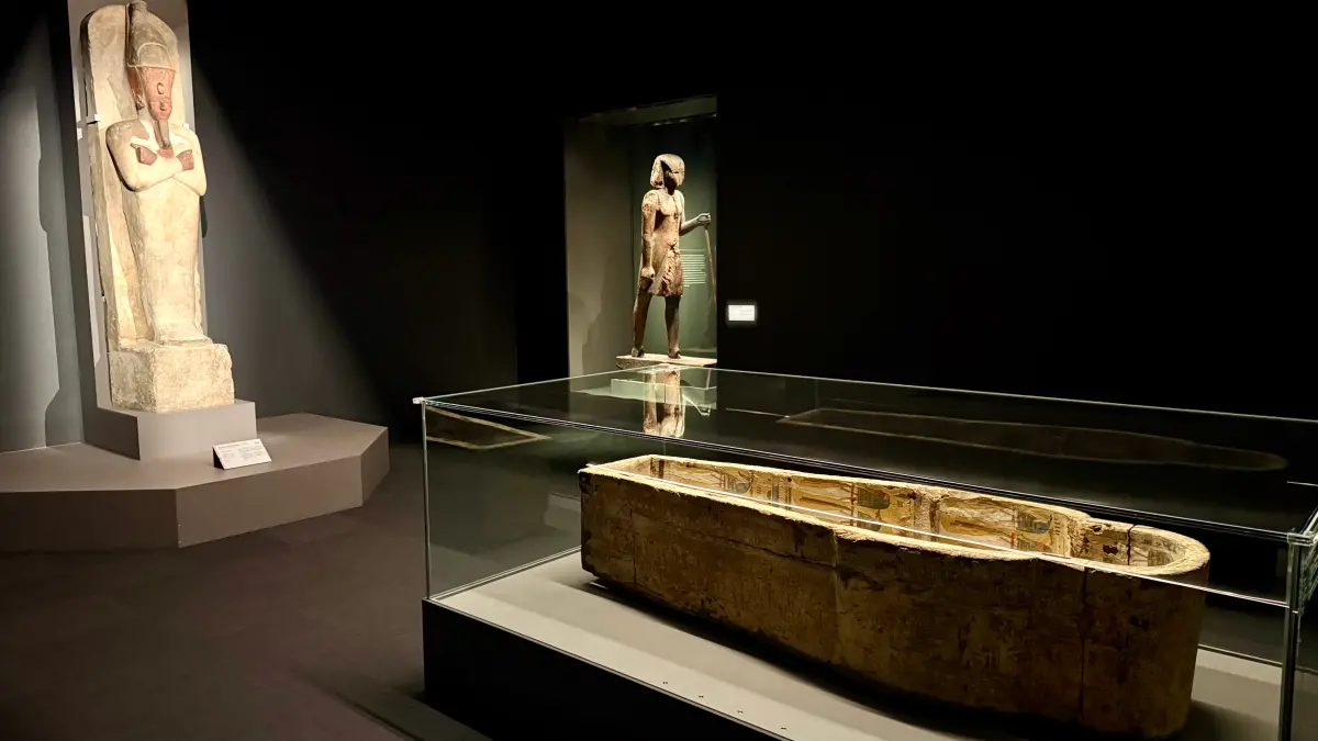 ▲奇美博物館《埃及之王：法老》明1月29日開展大英博物館《埃及之王：法老》，搶先開箱七大展區！有如走進法老陵墓，直擊拉美西斯二世巨像的拳頭、黃金銘牌等重點推薦展品一覽。（圖／記者蕭涵云攝）