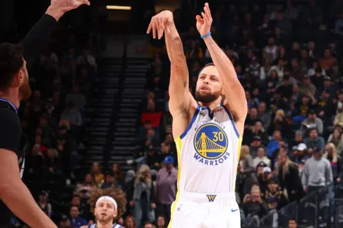 NBA／勇士140：124大勝爵士！團隊轟23顆三分球　板凳爆發砍67分
