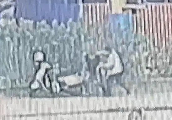 ▲土風舞女師遭持刀攻擊　頸部重傷插管急救（圖/記者鄧力軍翻攝）