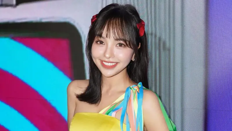 ▲徐凱希首度主持企業尾牙就被震撼，抽獎系統由公司自製、獎金現場一路翻倍到20倍，氣氛嗨翻，她笑喊想投履歷，也為員工送上滿滿祝福。（圖／翻攝自徐凱希臉書）