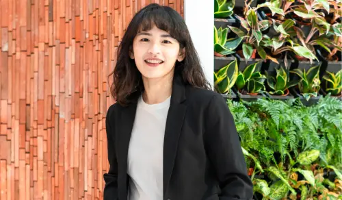 ▲信義房屋AI應用發展部專案經理許筑婷，從台大財金系畢業後，首份正職工作就選擇信義房屋MA計畫。（圖／信義房屋提供）