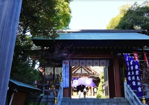 ▲位於東京巨蛋附近的「東京大神宮」，如果缺愛情、找姻緣的人必訪，是當地人都推薦的「最強結緣神社」。（圖/Google評價）