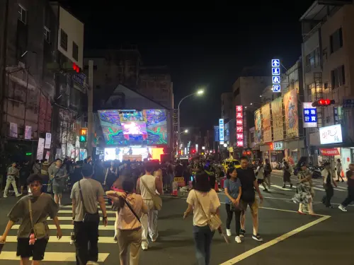 ▲位於台南市中西區的「全美戲院」，在1971年轉型成為二輪戲院，成為台灣二輪始祖。（圖／今日全美戲院）