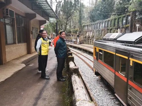 台鐵平溪線災後復建進度超前　交通部視察確認1月31日復駛
