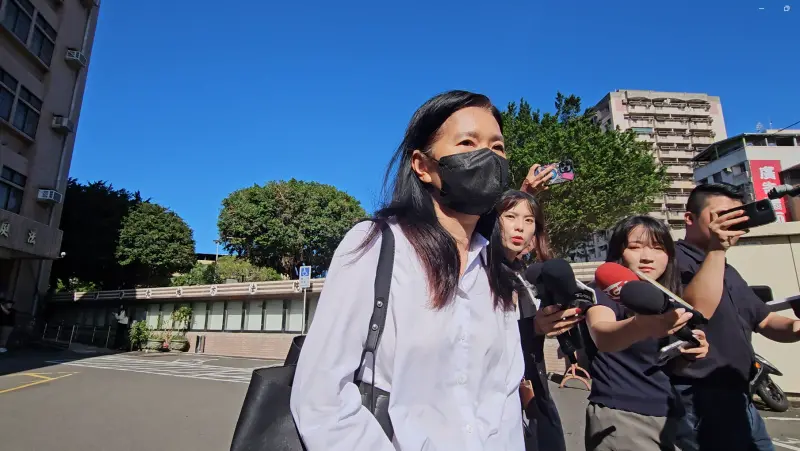 ▲家寧媽曾淑惠抗告法院選派檢查人的裁定,認為在她沒出庭的情況下,法官應該另外訊問家寧,否則裁定不合法。(圖/記者劉松霖攝,2025.9.16)