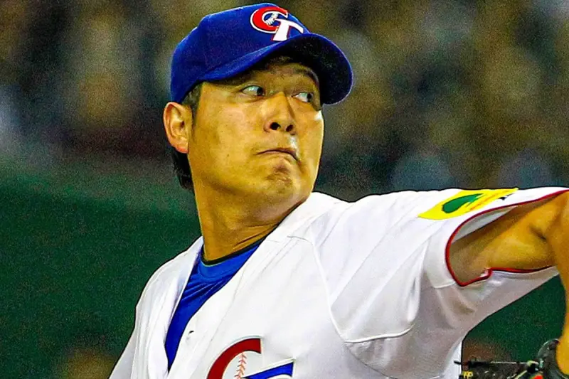 ▲今（30）日官方首則貼文便點名了台灣棒球英雄「沈默的王牌」王建民，特別回顧他在2013年經典賽寫下的史詩級表現，連續12局投球無失分，這段演出至今仍被世界棒壇視為「傳奇」。（圖／翻攝自wbcbaseball X）