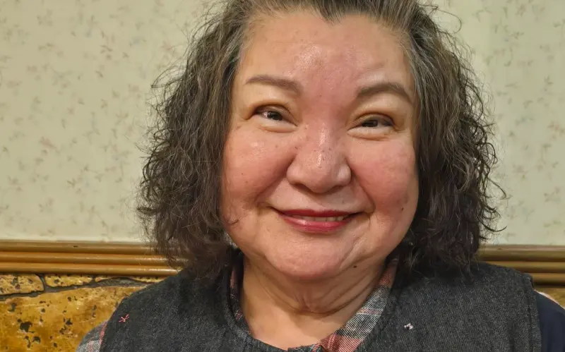 ▲台灣第一代女諧星秦菲菲現況曝光，她轉行賣早餐多年，73歲依舊身體健康，如今更是在台北東區擁有億萬房產的富婆。（圖／陳鴻臉書）